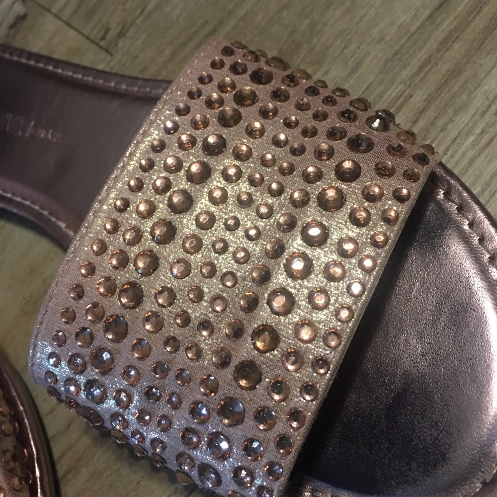 Rosey Sandals - Picture 3 of 4